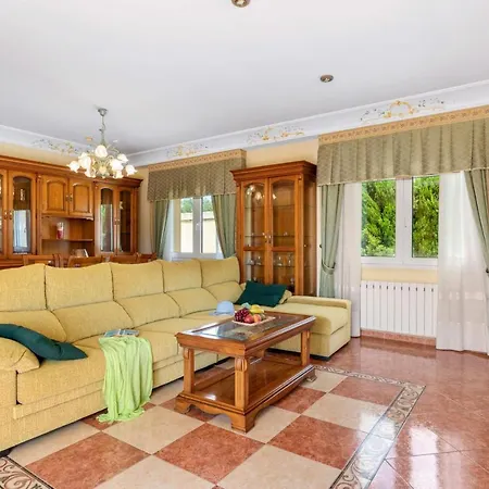 Villa Serena - Plusholidays