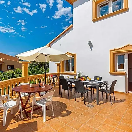 Serena - Plusholidays Villa
