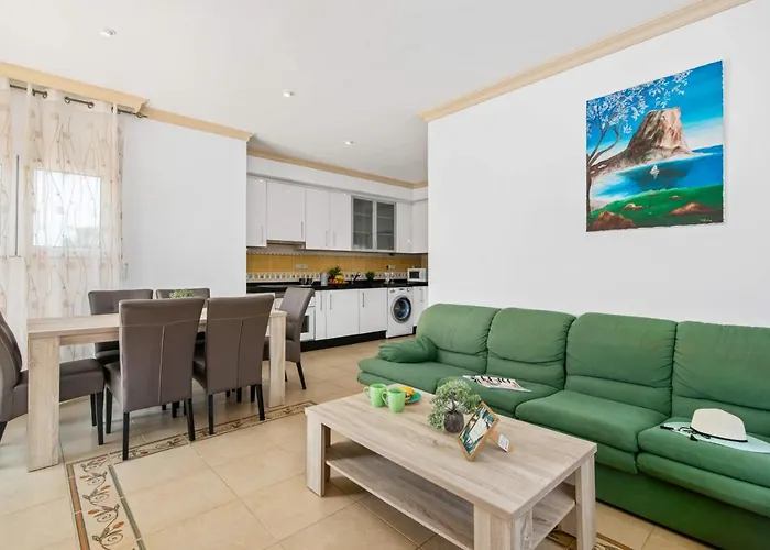 Serena - Plusholidays *