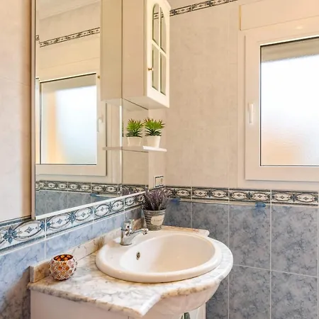 Serena - Plusholidays *