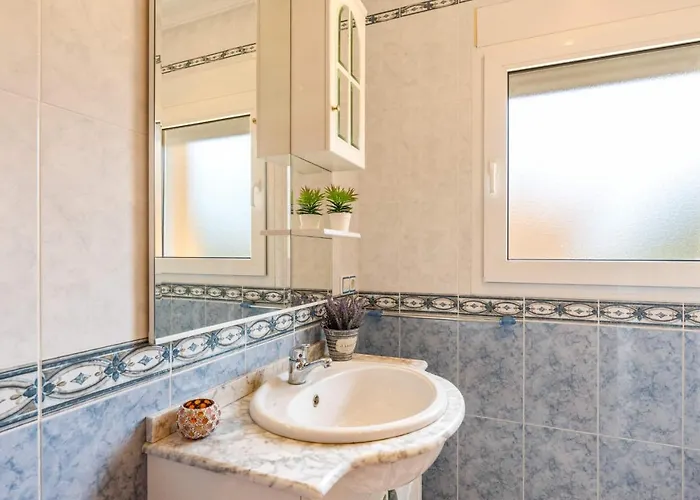 Serena - Plusholidays *